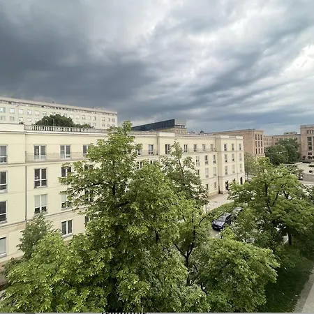Great Sleep In The Heart Of + Wifi + Washing Machine Apartment *